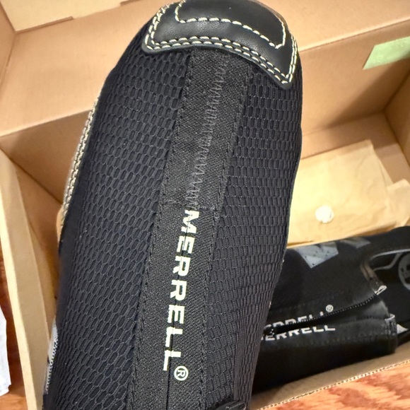 Merrell Women's Black Barrado Sneakers - Picture 6 of 11